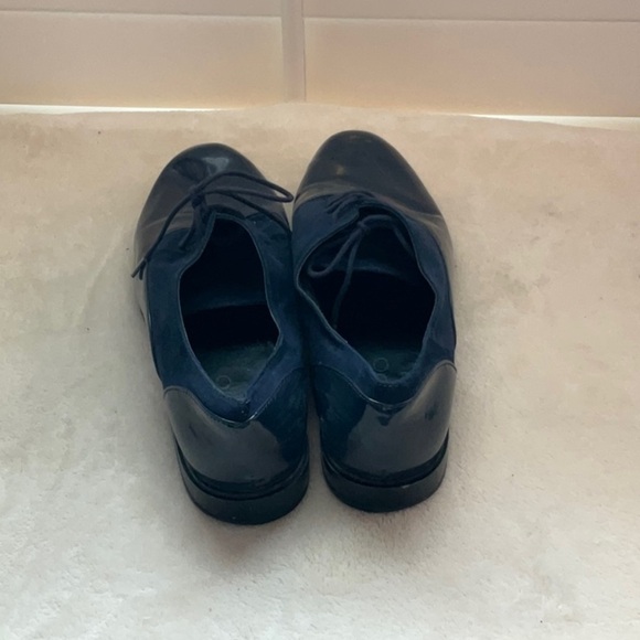 Navy Blue Patent Leather Oxford Shoes - Picture 3 of 10